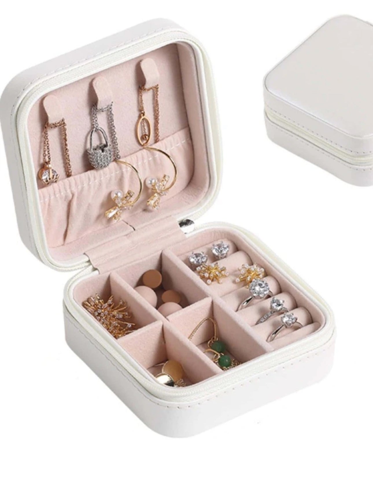 Portable jewelry box