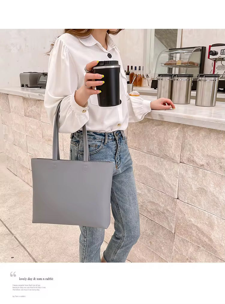 Tote Bag with zipper