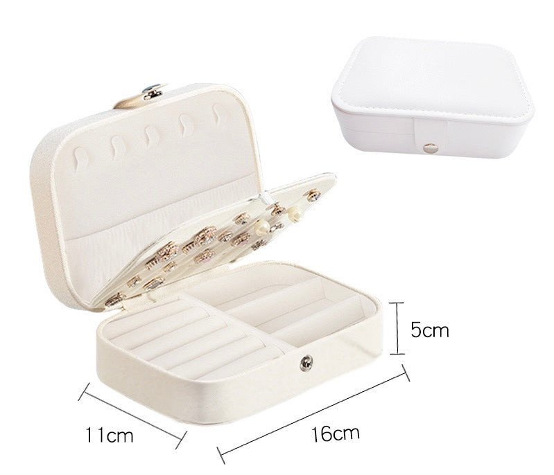 Portable jewelry box