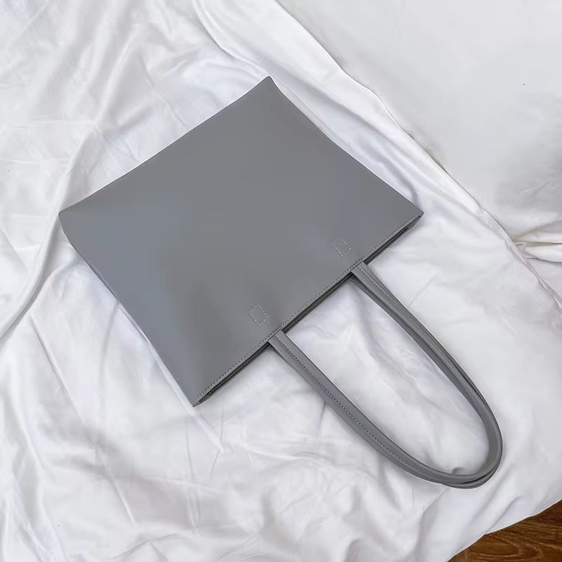 Tote Bag with zipper