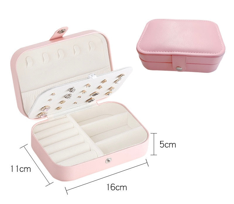 Portable jewelry box